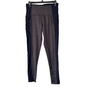 3/$20 Champion Black and Gray Patterned Cropped Leggings